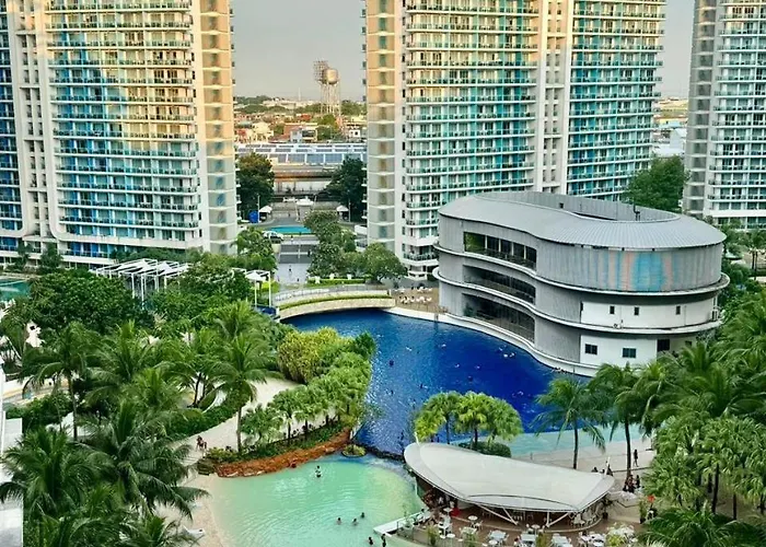 Sunset View 1br With Balcony And Netflix Azure Near Naia Apartment