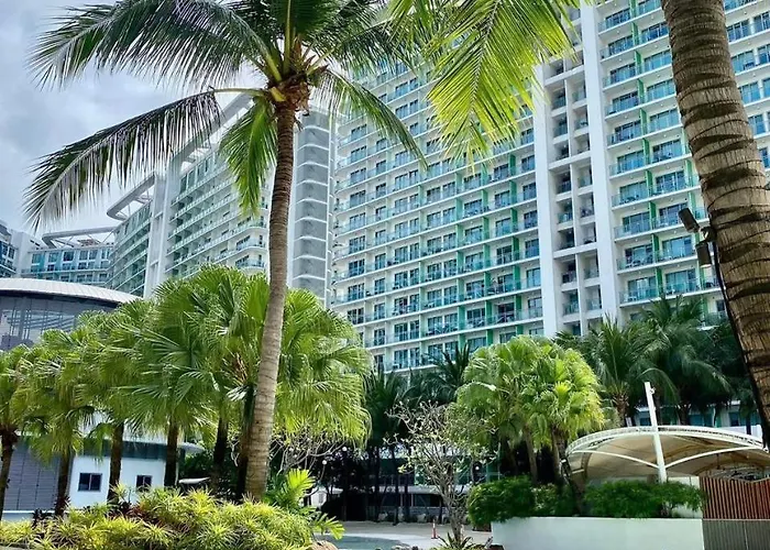 Sunset View 1br With Balcony And Netflix Azure Near Naia * Manila